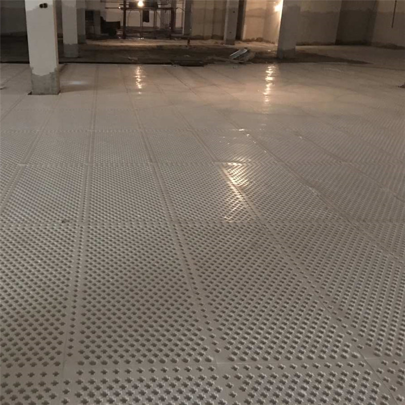Panneau de drainage à fossettes étanche en PEHD.jpg Panneau de drainage à fossettes étanche en PEHD.jpg