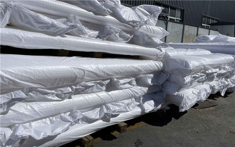 Drainage en plastique à fossettes pour l'ingénierie paysagère.jpg Drainage en plastique à fossettes pour l'ingénierie paysagère.jpg