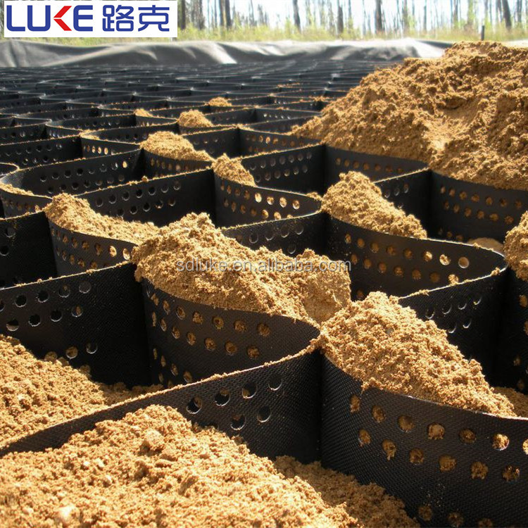 Géocellules HDPE à faible coût pour le traitement des fondations souples.jpg Géocellules HDPE à faible coût pour le traitement des fondations souples.jpg