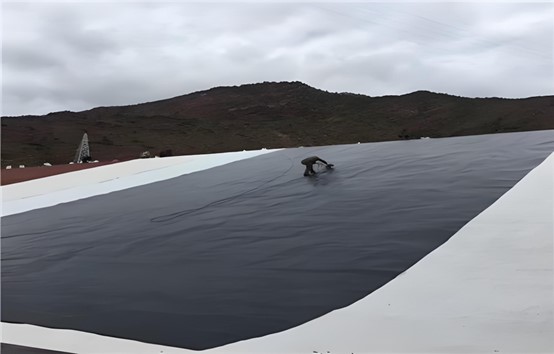 Mur de soutènement de tissu géotextile.jpg