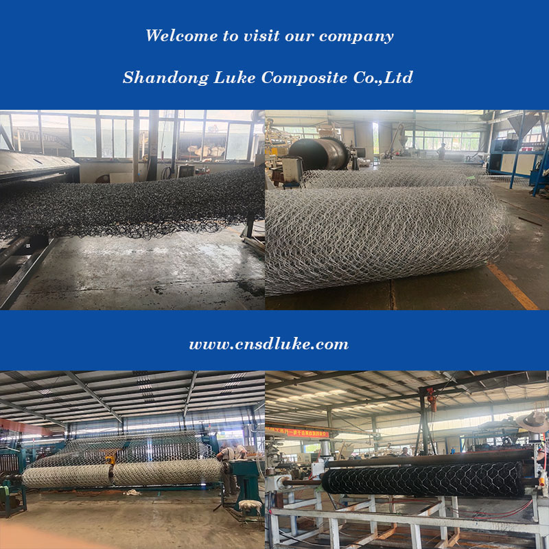 Atelier de tapis de contrôle de l'érosion.jpg Atelier de tapis de contrôle de l'érosion.jpg