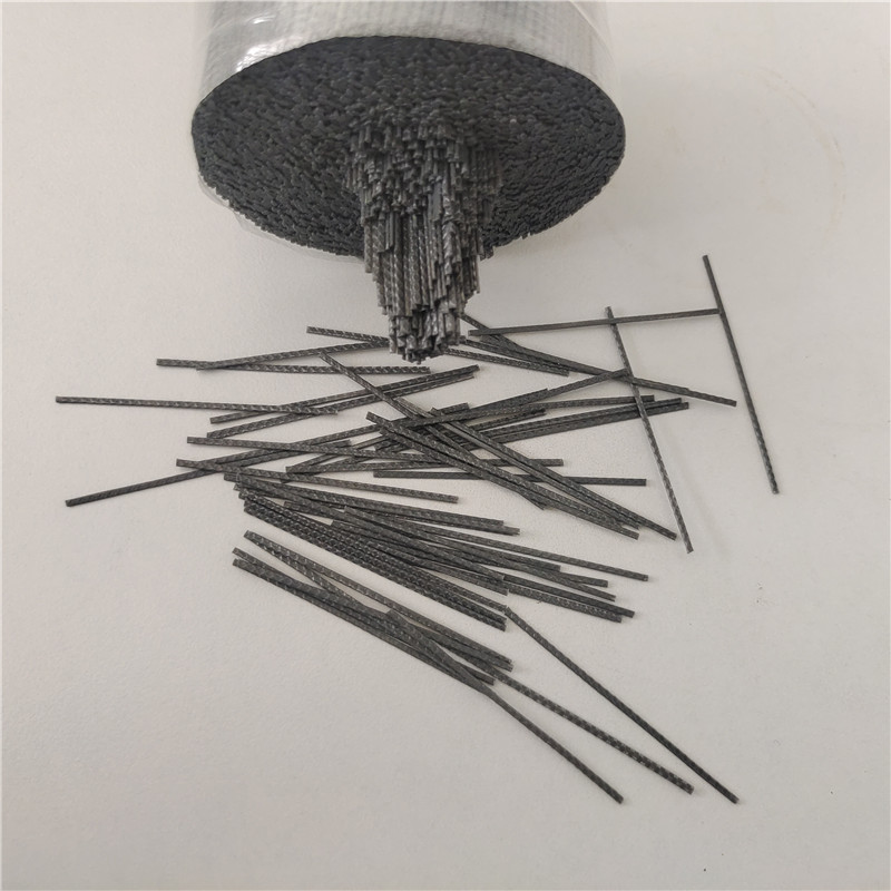 Fibres macrosynthétiques en polypropylène pour le renforcement du béton.jpg