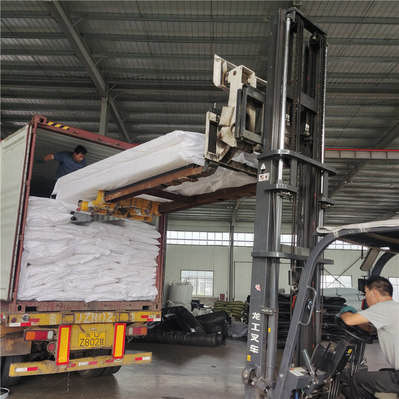 Exporter un égouttoir blanc .jpg