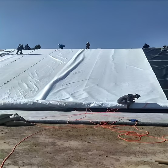 Géotextile non tissé pour la protection des pentes.jpg