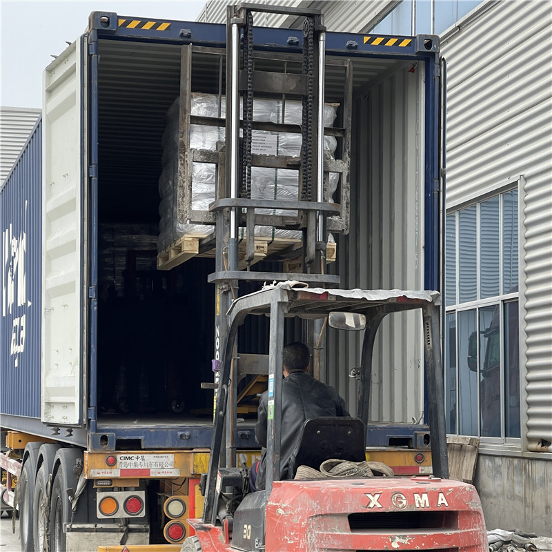 Fibre macro en polypropylène torsadée.jpg