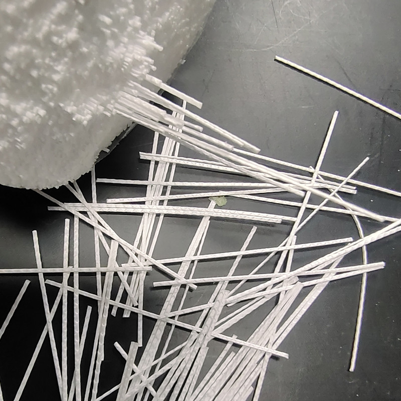 Fibre synthétique macro en polypropylène pour béton préfabriqué.jpg