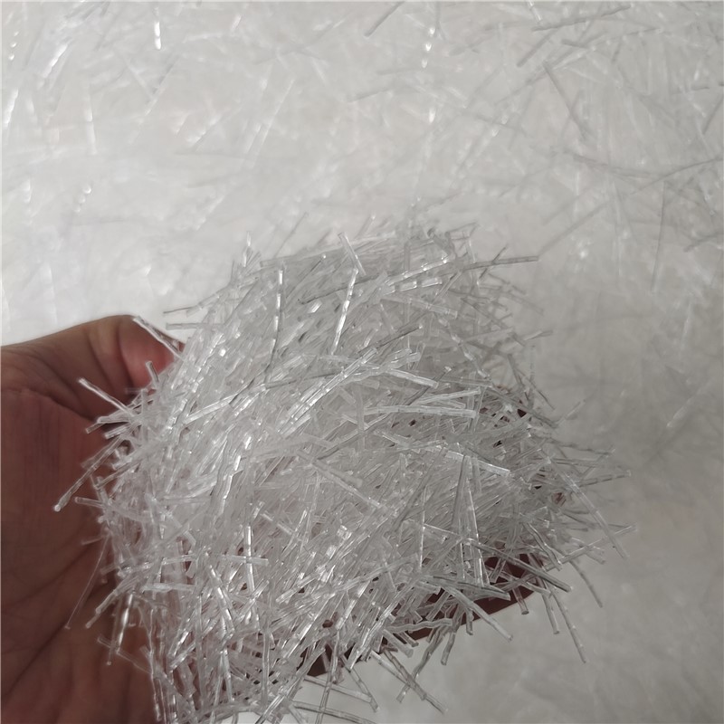 Fibre macrosynthétique à haute résistance et ténacité.jpg