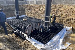 Réservoir d'eau de pluie souterrain modulaire.jpg