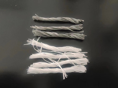 Fibres de polypropylène monofilament.jpg