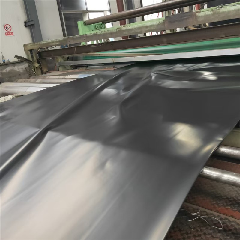 Revêtement HDPE en Polyéthylène Haute Densité.jpg Revêtement HDPE en Polyéthylène Haute Densité.jpg