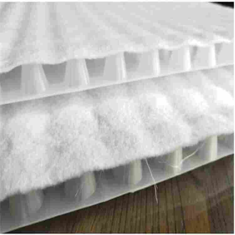 Plaque de drainage composite en PEHD.jpg