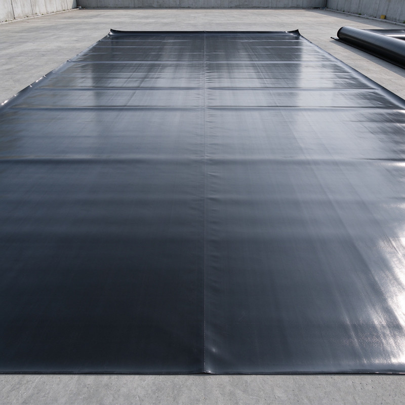 Géomembrane imperméable en PEHD résistante aux produits chimiques.jpg